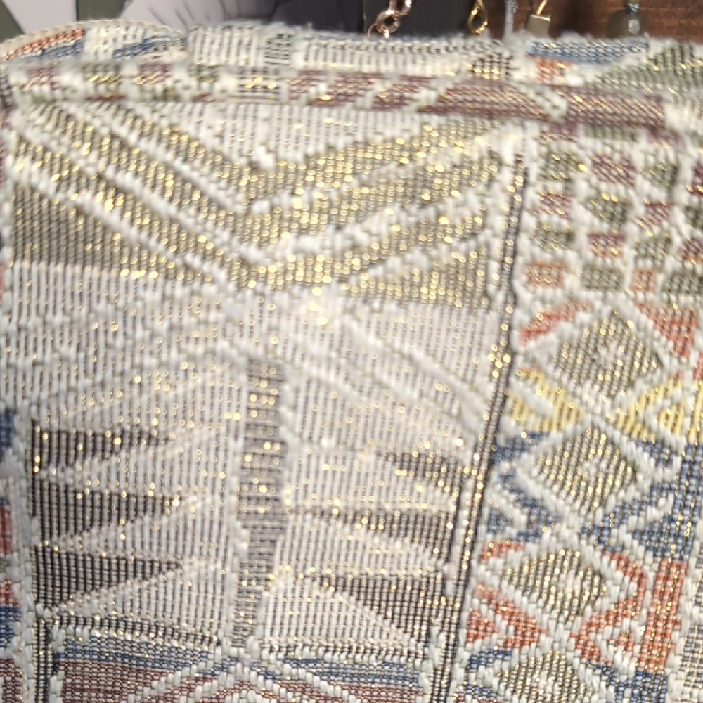 Glittering Gold Tapestry Carpet Cosmetics Bag - Picture 9 of 15